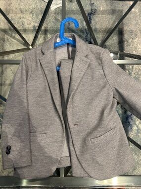 Zara kids suit size 6